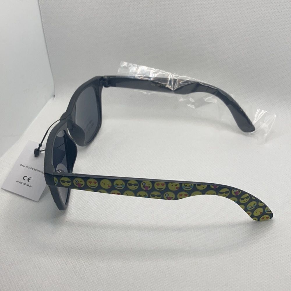 Retro Emoji Kids Sunglasses  - Picture 3 of 4